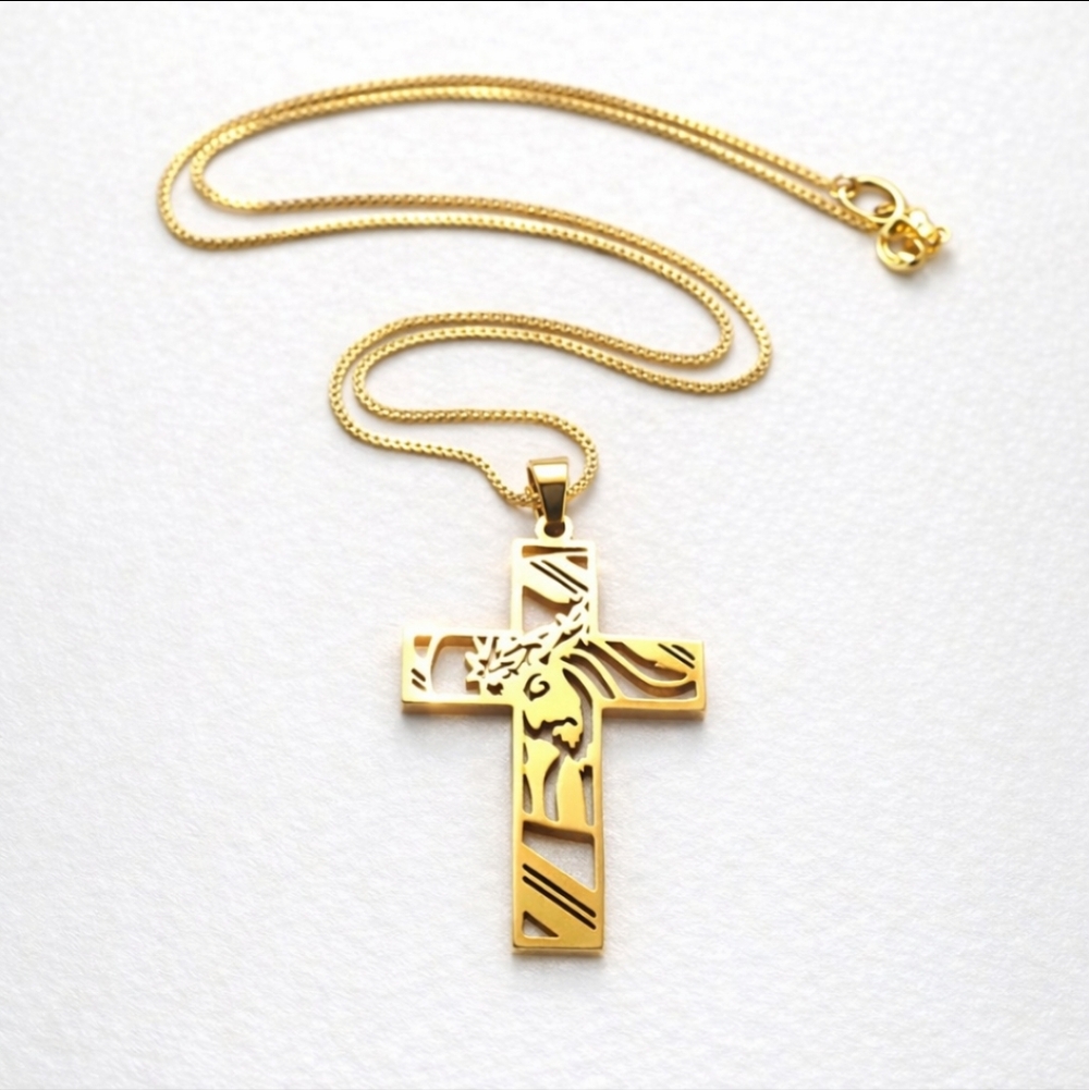 18k Gold Plated Cross Necklace Crown Thorns Cross Christian Valentines Gift NEW